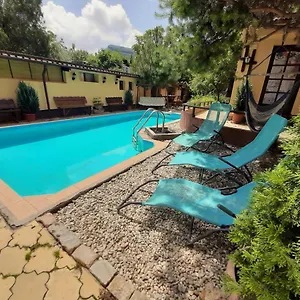 3* Affittacamere Casa Mica Gueshouse